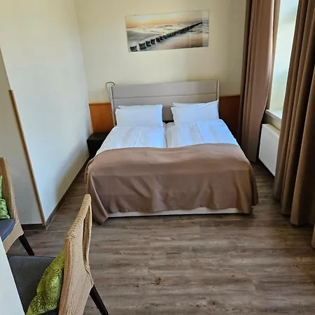 Parkhotel Del Mar מלון 3*
