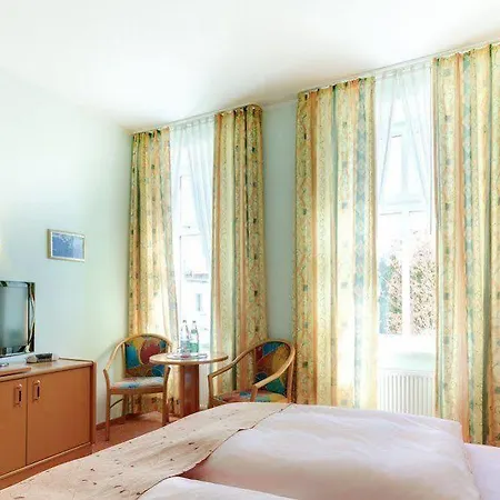 Parkhotel Del Mar 3* זאסניץ